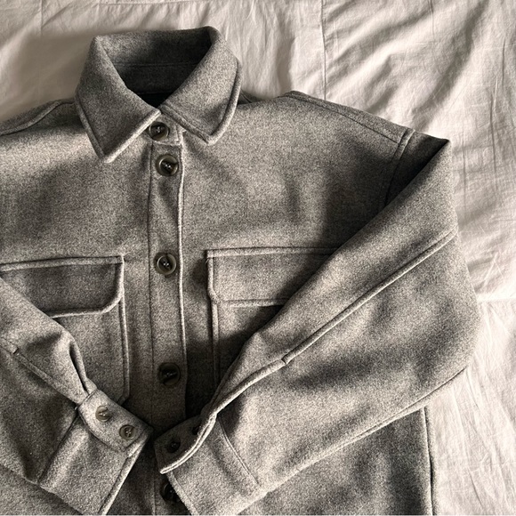 Shacket - Picture 1 of 4